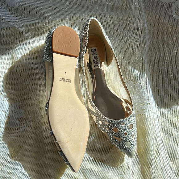 Brand New Badgley Mischka Gigi Ballet Flat IVORY - Picture 15 of 17